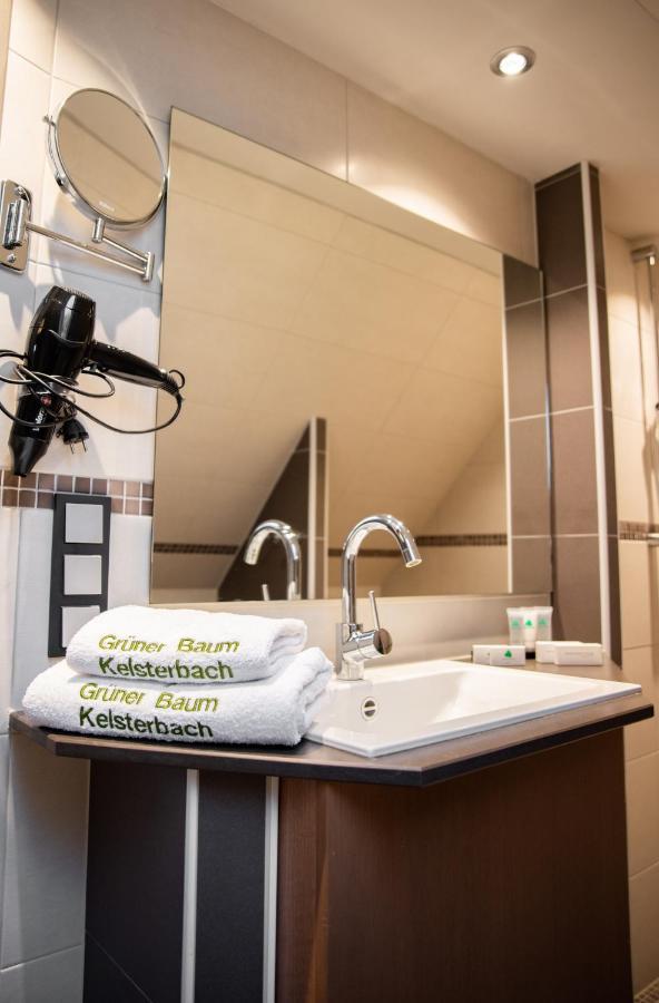 Zum Gruenen Baum Hotel Frankfurt Airport Кельстербах Екстер'єр фото