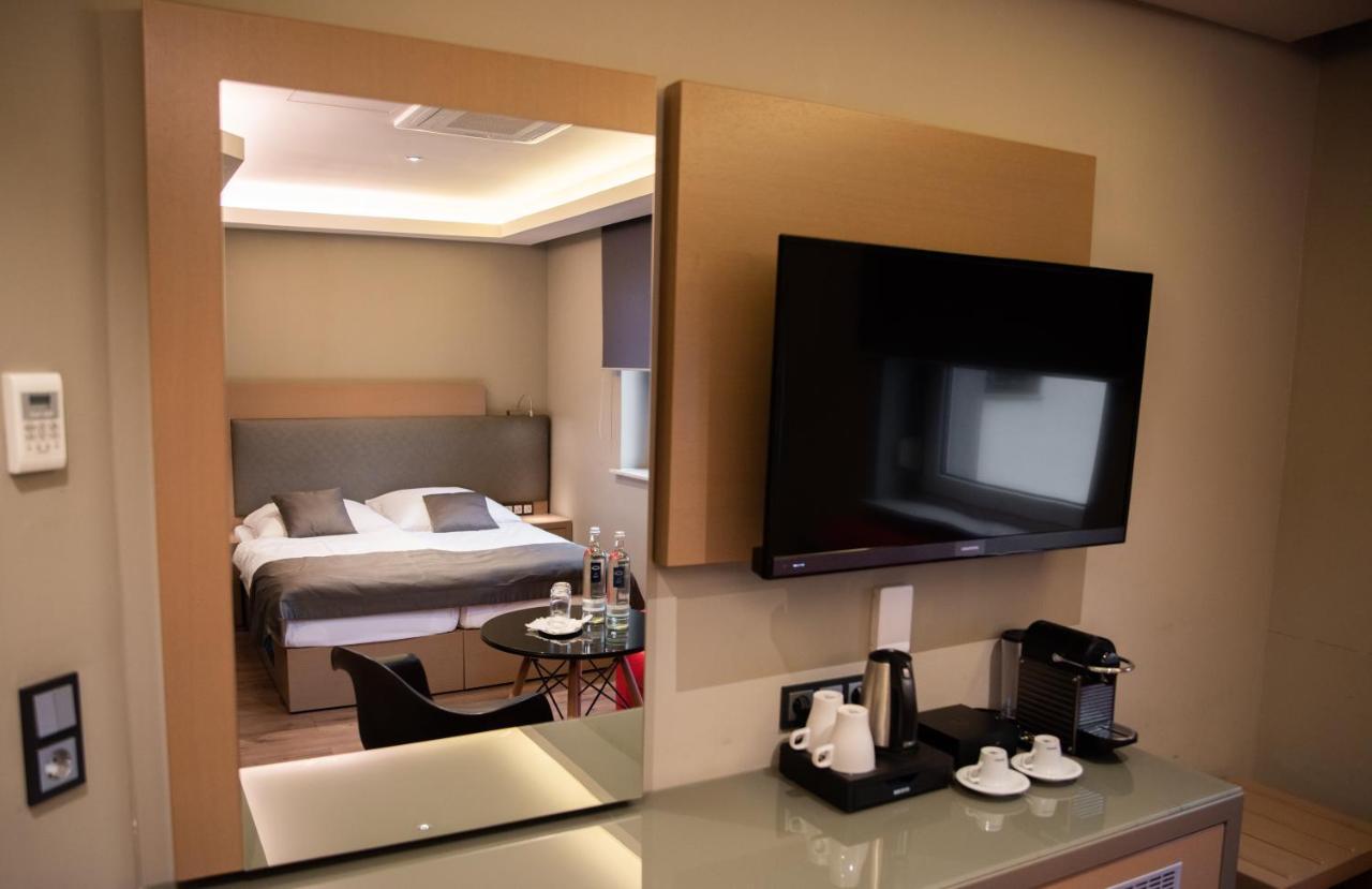 Zum Gruenen Baum Hotel Frankfurt Airport Кельстербах Екстер'єр фото