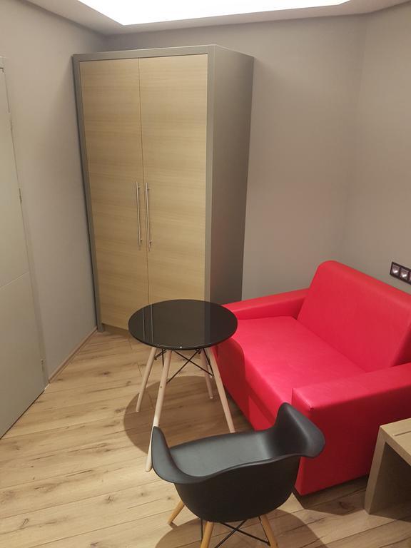 Zum Gruenen Baum Hotel Frankfurt Airport Кельстербах Екстер'єр фото
